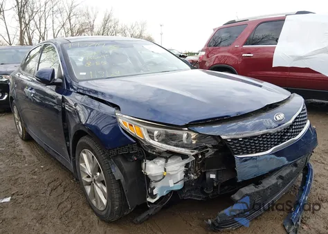 2016 Kia Optima Ex z USA, uszkodzony, nr VIN 5XXGU4L32GG118124